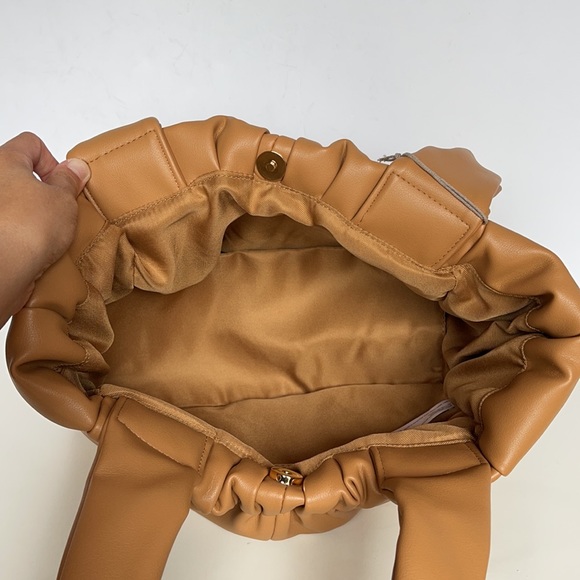 Women’s Carmel Brown Faux Leather Cinched Handbag - Picture 4 of 5